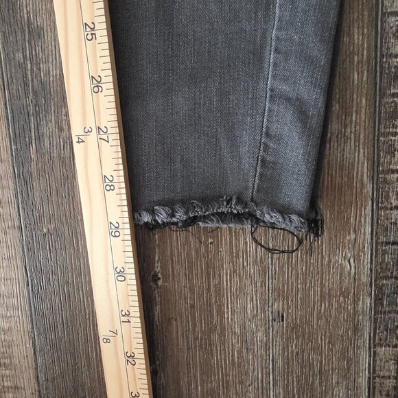 Madewell Raw Hem Light Wash Black 10" High Rise Skinny Jeans Size 28 - Picture 9 of 9